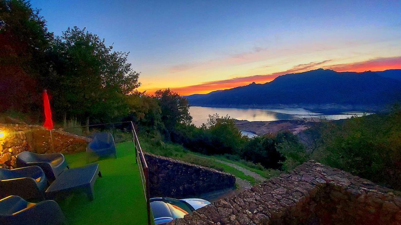 Casa Do Faqueiro De Casas Brioso Villa Outeiro  ภายนอก รูปภาพ